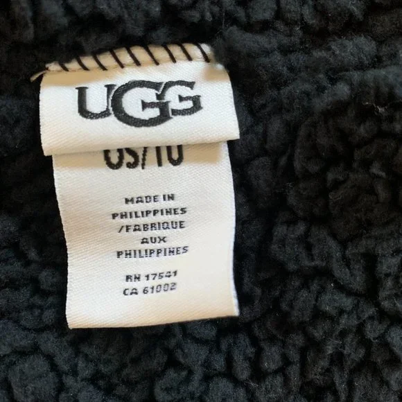 Ugg Oversized Fleece Winter Scarf - Picture 6 of 6